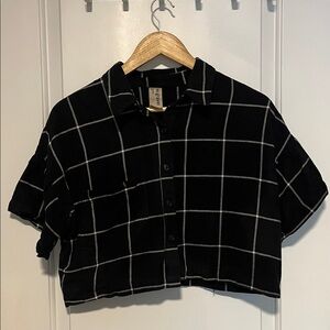 Eve Gravel Black and White Plaid Crop Shirt